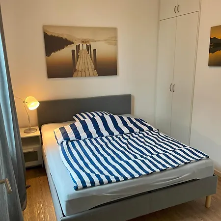 アパート Bright, Friendly Flat In A Well-maintained Old Building